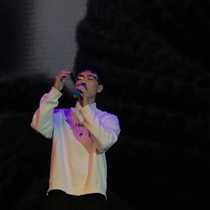 夏目春彩在办公室被躁
